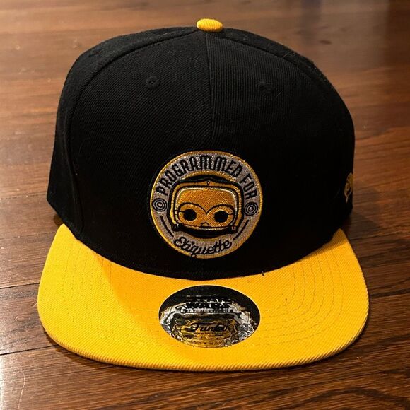 Star Wars C-3PO Snap Back Hat Funko POP Programmed for Etiquette NEW - Picture 1 of 7